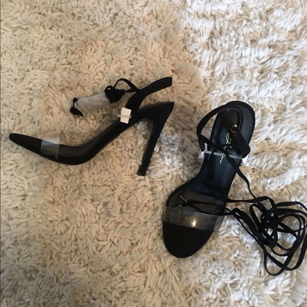 Olivia Ferguson heels